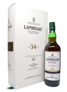 Laphroaig 34 Years Old The Ian Hunter Story Book 4: Malt Master